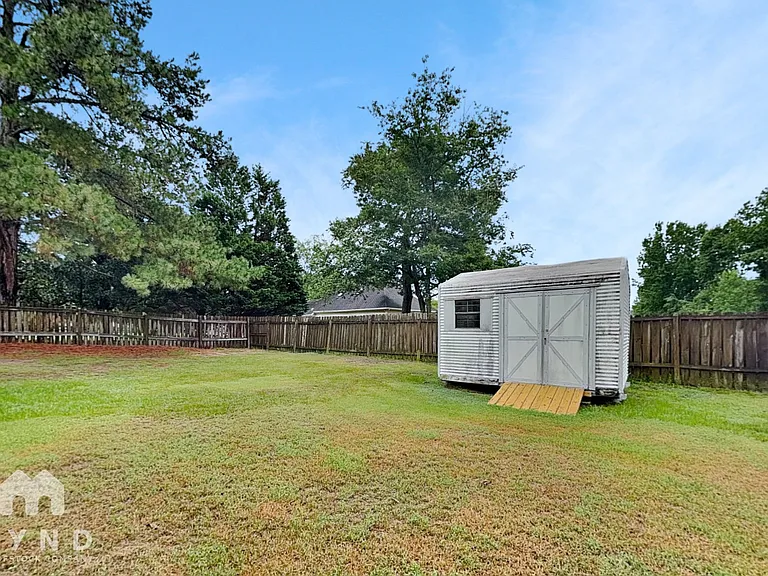 928 Shannondale Dr — Photo 19