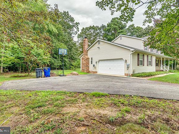 2nd image of 10650 Princess Diana Ct