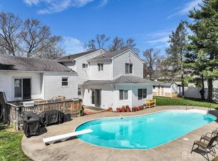 15 Rosewood Ln, Monroe Township, NJ