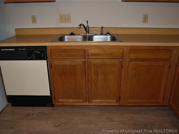5th image of 5837B Maidstone Ln