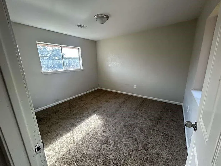 306 Tennyson St — Photo 11