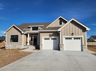 4104 Royal Ct, Hays, KS 67601