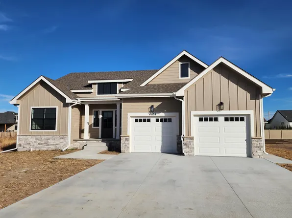 4104 Royal Ct, Hays, KS 67601