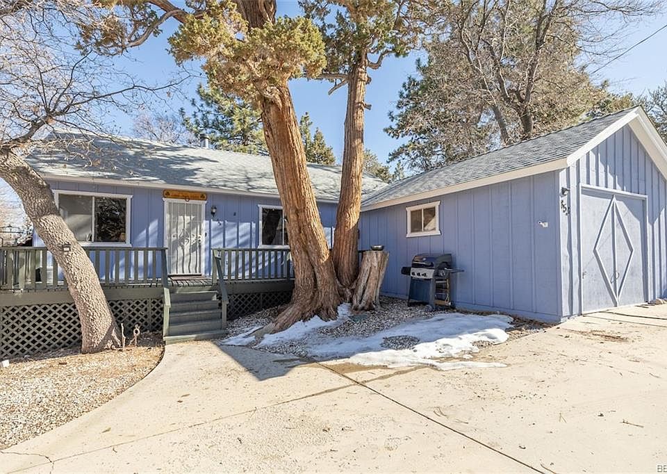 1st image of 853 Leonard Ln