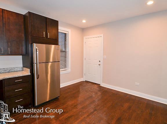 4th image of 2019 N Hoyne Avenue # Fl 1ST