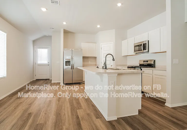 1212 Guthrie Farms Blvd — Photo 5
