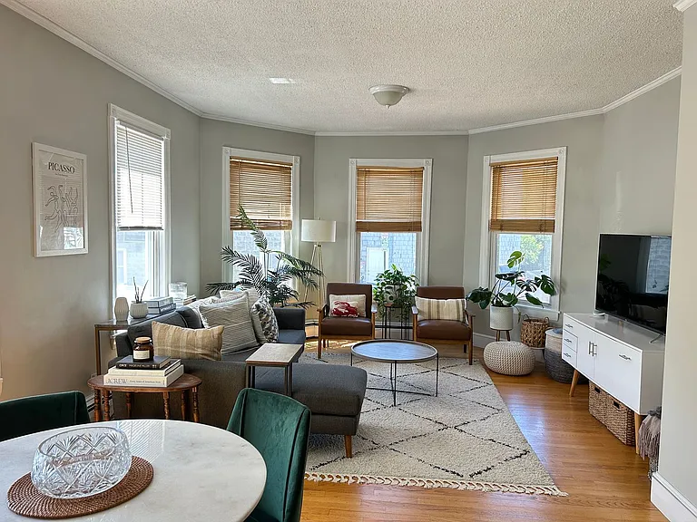49 Sheridan St #1 — Photo 24