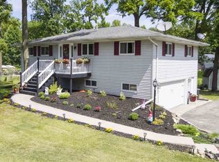 2509 Deerwood Dr, Fort Wayne, IN