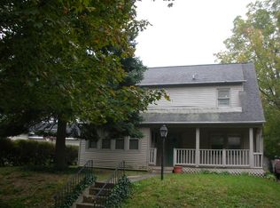 1510 Woodcroft Ave, Flint, MI 48503