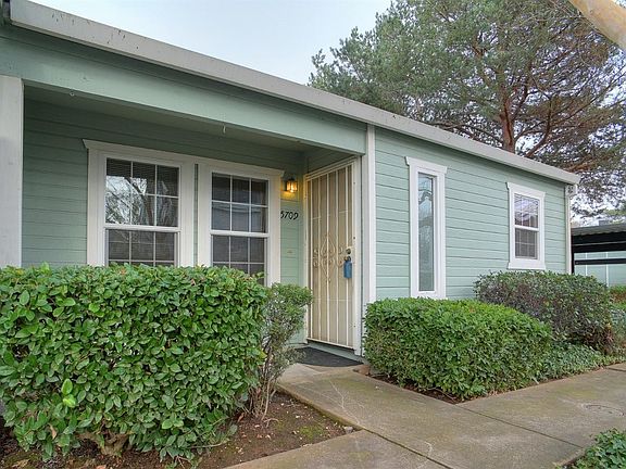 2nd image of 5709 Ivy Town Ln