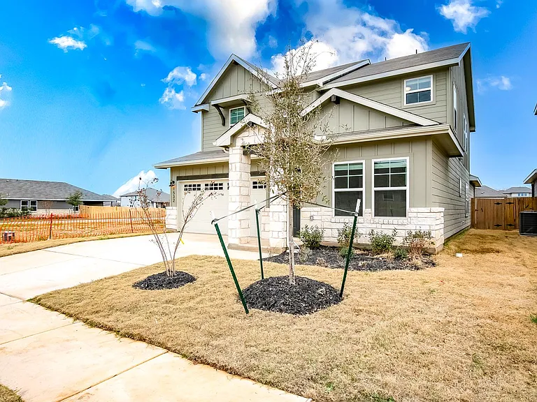 1532 Homestead Farms Dr — Photo 17