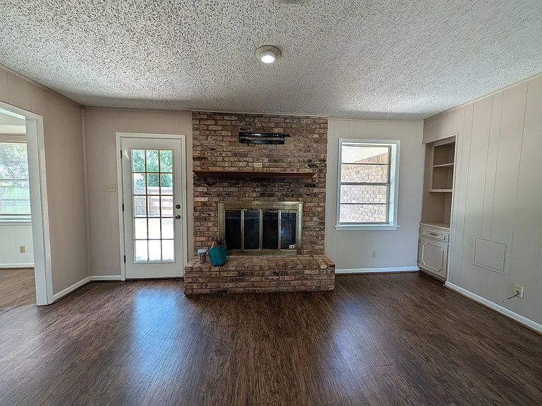 403 W Heritage Dr — Photo 62