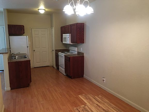 4th image of 10911 Baltic Dr #202