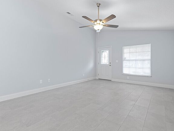 5th image of 1210 Powers Ave