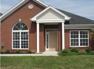 6500 Park Chase Ct, Louisville, KY 40229