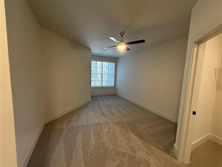 District on the Etowah Apartments — Photo 640