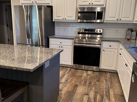 5th image of 4854 Prevatt Rd