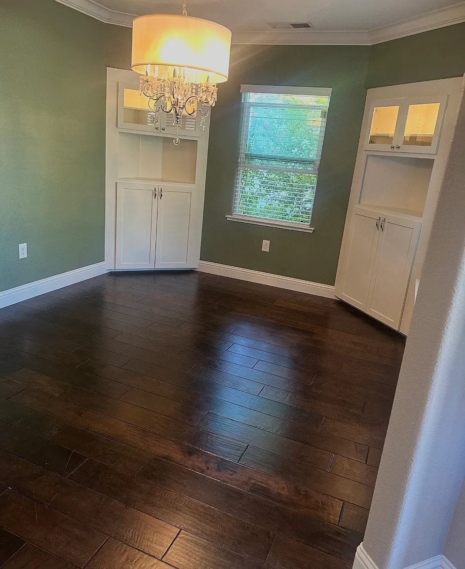 2 bed, 1.5 bath, 1120 sqft, $2,300 — Photo 3