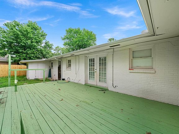 4th image of 3137 S Donnybrook Ave
