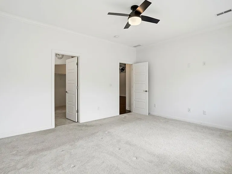 2035 Prestwick Pl — Photo 32