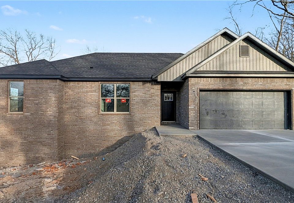 1st image of 10 Atkin Ln