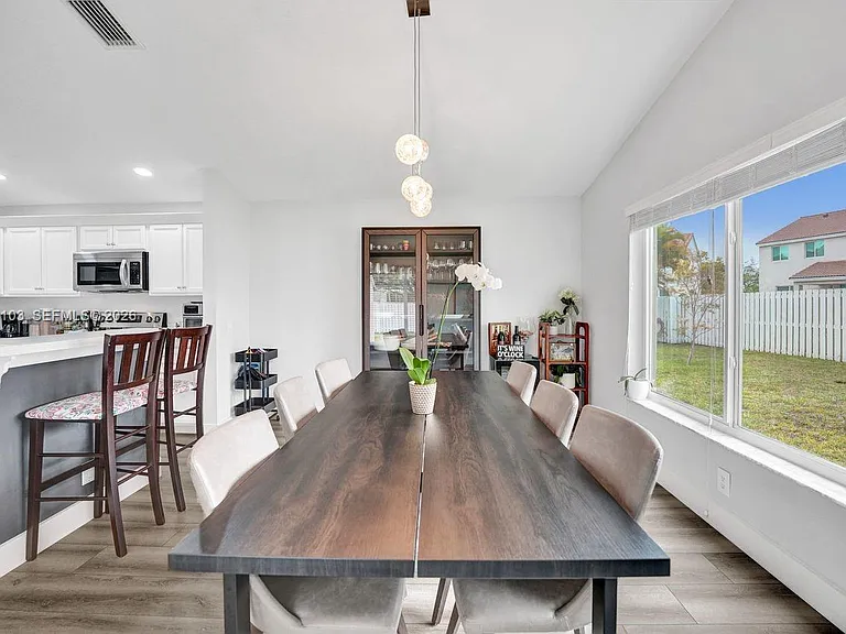 1063 Cedar Falls Dr — Photo 40