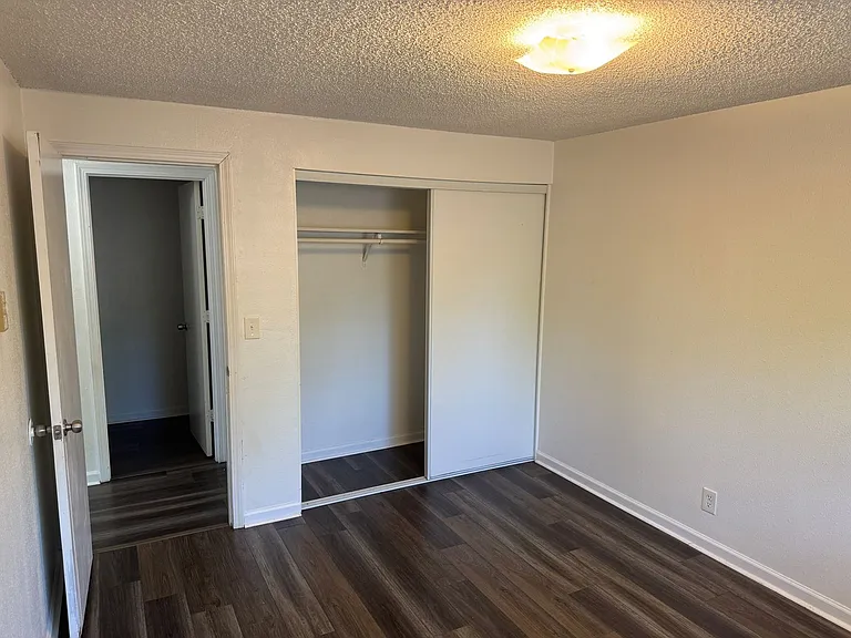 4930 Bluebelle Way — Photo 16