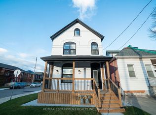 265 Robert St #1, Hamilton, ON L8L 2R5