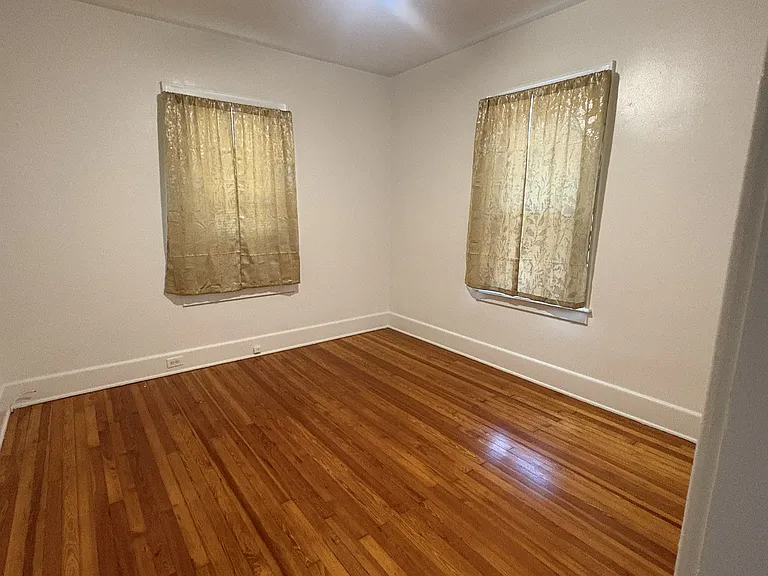 810 Robertson St — Photo 15