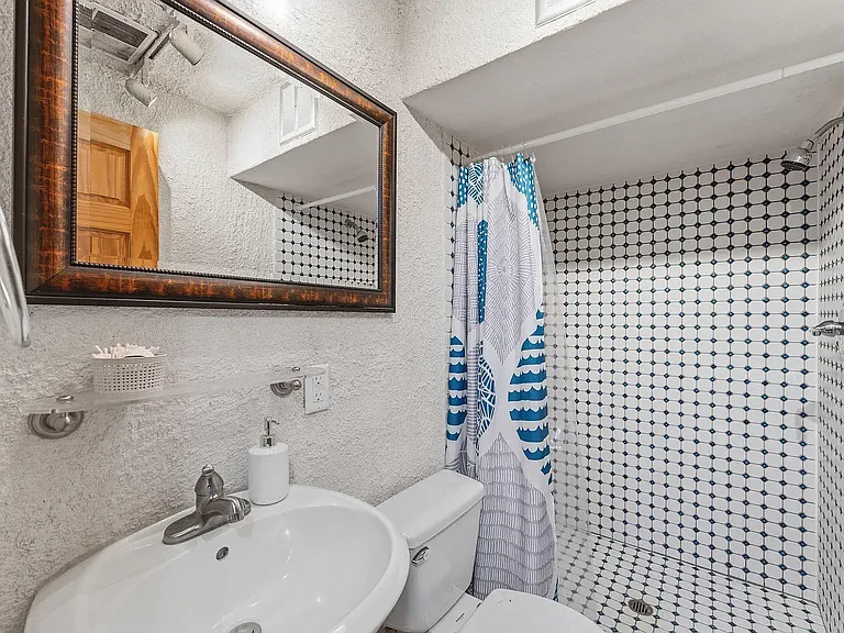 1645 Hickory Ln #1 — Photo 16