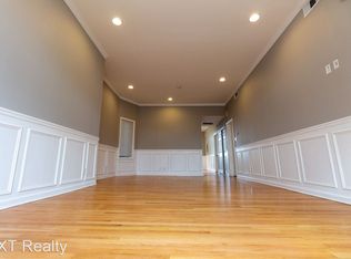 3322 N Troy St #2, Chicago, IL 60618