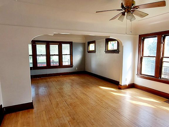 3rd image of 1223 S 52nd St
