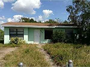 1st image of 934 NW 3rd St