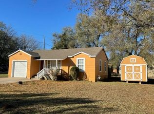 109 W 40th St S, Sand Springs, OK 74063