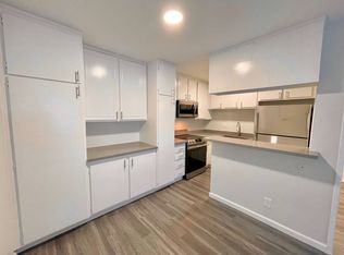 5340 Franklin Ave #106, Los Angeles, CA 90027