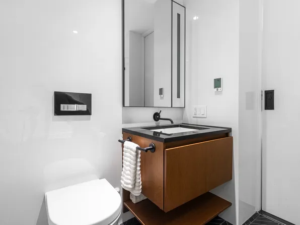 570 Broome Street image 4 of 7