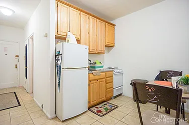 Rented by City Connections Realty