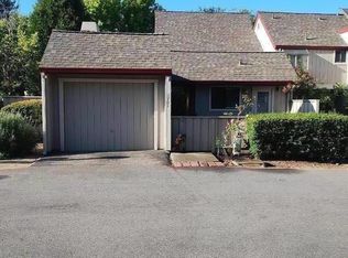 2701 Amberwood Ln, Santa Cruz, CA 95065