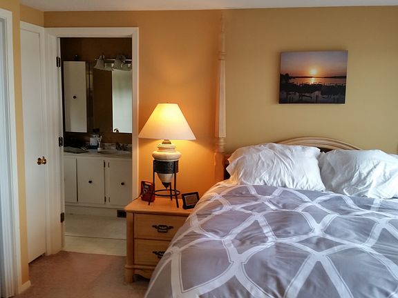 Bathroom off the bedroom