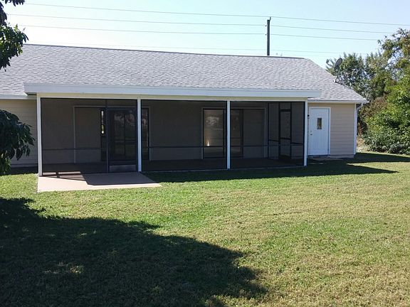 2nd image of 2079 SE Berkshire Boulevard