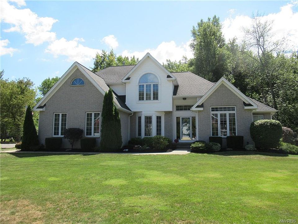 1st image of 39 Clearwater Dr