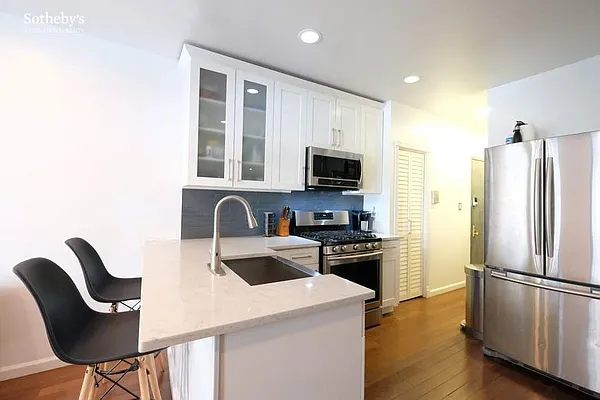 Rented by Sotheby's International Realty | media 15