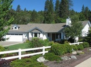 142 NW Constitution Cir, Grants Pass, OR 97526
