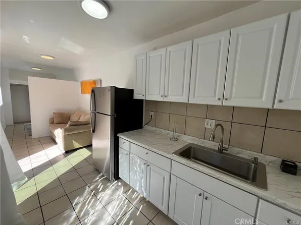 8561 Orion Ave, North Hills, CA 91343