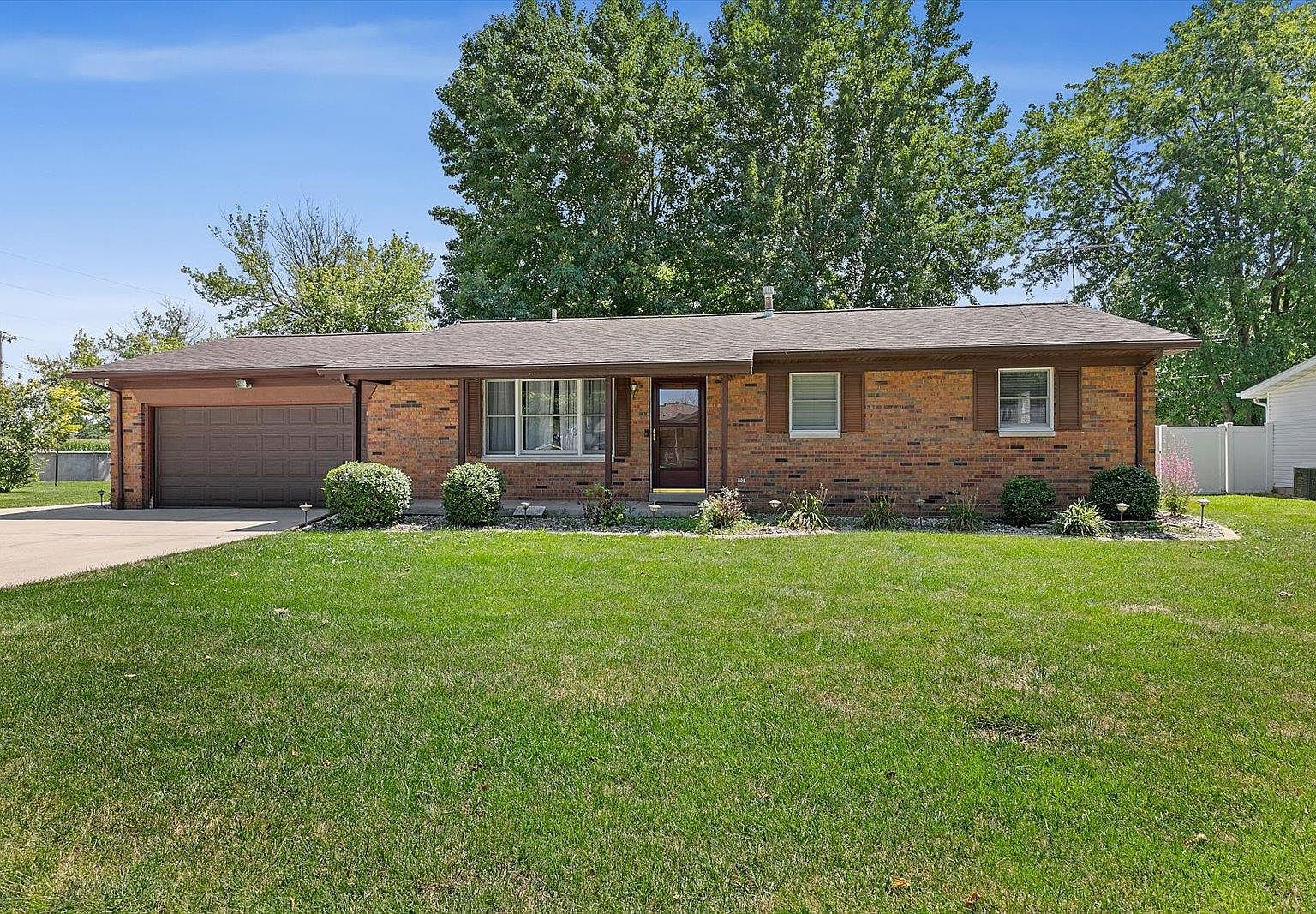 104 Debra Dr, Albers, IL 62215 Zillow