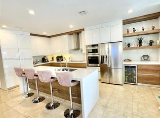 11229 NW 44th Ter, Doral, FL 33178