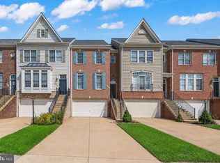 6806 Witton Cir, Gainesville, VA 20155