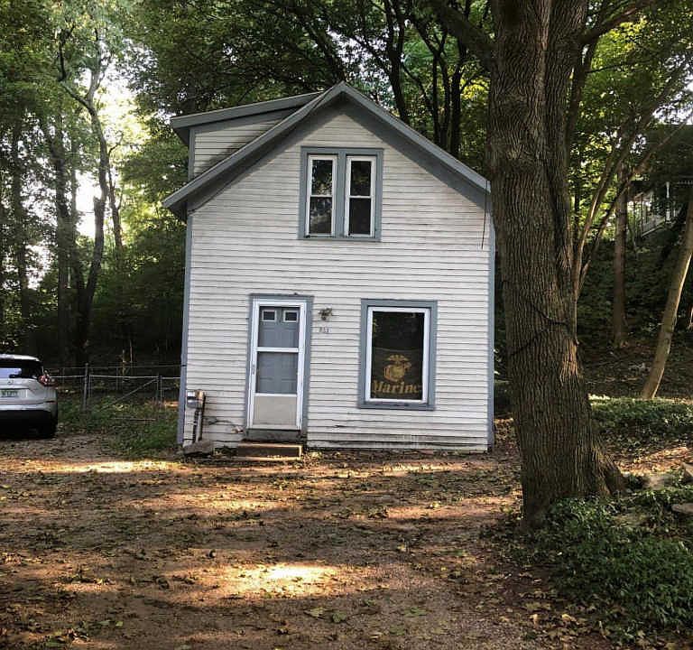 2nd image of 931-933 Austin St