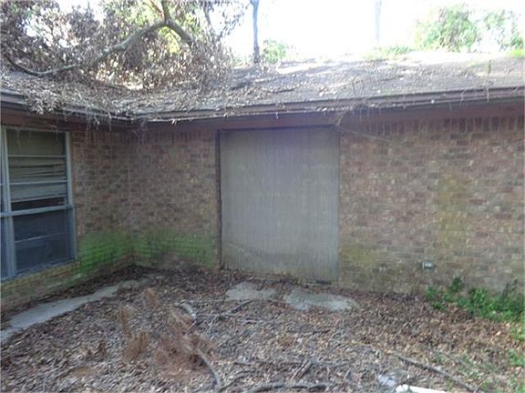 4th image of 11994 Simmons Dr