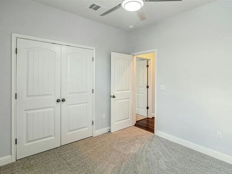 11813 Quintana Cv — Photo 20